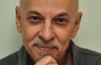 Άρης Σφακιανάκης