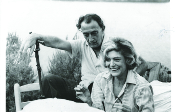 Η Μελίνα Μερκούρη συζητά με τον Σαλβαντόρ Νταλί 