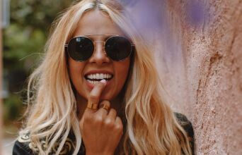 Μίλα μου βρόμικα με την Τζένη Μελιτά