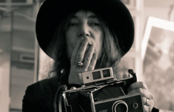 Patti Smith: Η Ζωή Μέσα Από Μια Φωτογραφία