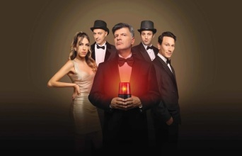 Ο Γιώργος Φλωράκης σχολιάζει την κριτική και τις αντιδράσεις για την τηλεοπτική εκπομπή «Νούμερα» του Φοίβου Δεληβοριά στην ΕΡΤ.