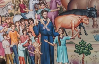 Κιβωτός του Κόσμου: Ο πατέρας Αντώνιος σε αγιογραφία ως Νώε, με την πρεσβυτέρα δίπλα του