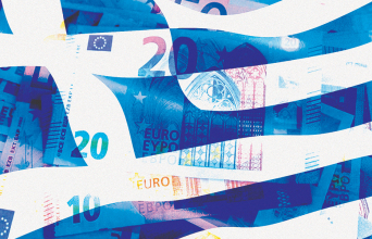 Ελληνική σημαία και χρήματα