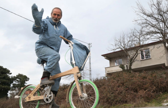 Podcast Μετακινήσου αλλιώς - Μάνος Χαραλαμπάκης | Σπάμε τα στερεότυπα και μετακινούμαστε αλλιώς