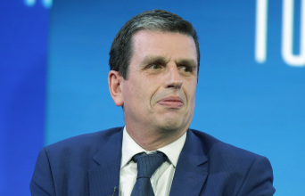 Ο υποψήφιος βουλευτής της ΝΔ Β1 Βορείου Τομέα Αθηνών Δημήτρης Καιρίδης, μιλάει με τον Μάκη Προβατά στο Podcast Συναντήσεις της Athens Voice, για το κοινοβουλευτικό του έργο, τις προκλήσεις του μέλλοντος για τη χώρα και το διακύβευμα των Εθνικών Εκλογών της 21ης Μαΐου. 