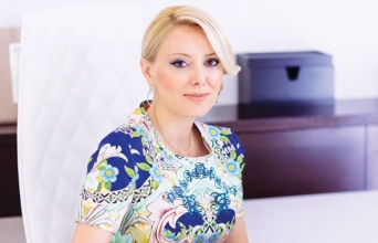 Μύθος ή πραγματικότητα το αδυνάτισμα στο Δερματολογικό Ιατρείο; Η δερματολόγος-αφροδισιολόγος Δρ Έφη Π. Μάρκου αναλύει τις επιλογές μας