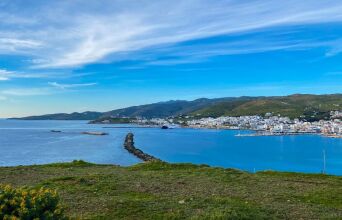 Τήνος: Οδηγός για αξιοθέατα, παραλίες, φαγητό και διασκέδαση