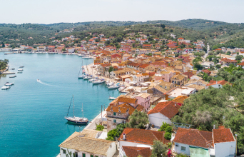 Παξοί: Οδηγός για αξιοθέατα, παραλίες και φαγητό