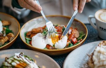 18 αθηναϊκά στέκια για brunch και τέλειο καφέ