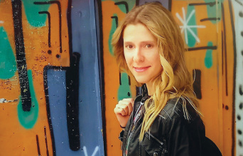 Ηρώ Σκάρου: Μια λογοτεχνική ματιά στη δυσλειτουργική οικογενειακή συμβίωση