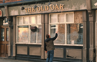 «Η παλιά παμπ» και τα σύγχρονα κοινωνικά μελοδράματα