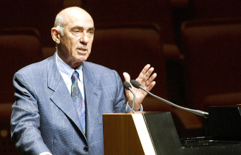 Χρήστος Λαμπράκης