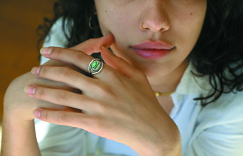 La JOYa: Χειροποίητα κοσμήματα από ασήμι και πολύτιμους λίθους