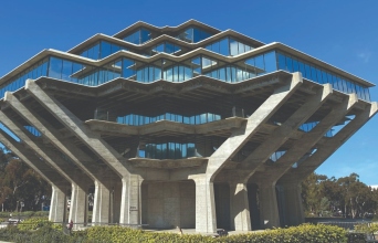 Ο θρίαμβος του περιτυλίγματος στη φαντασµαγορία των µεγαλουπόλεων 