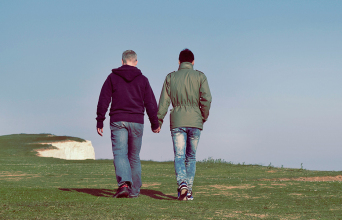 Ομόφυλα ζευγάρια: Εκπαιδεύοντας την παλιά Ελλάδα