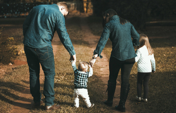 Σχόλιο του Νίκου Γεωργιάδη για το νομοσχέδιο για τα ομόφυλα ζευγάρια και τους βουλευτές της ΝΔ που δηλώνουν πως δεν θα το ψηφίσουν ή σκέφτονται να μην το ψηφίσουν