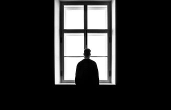 Άνθρωποι με μισή καρδιά