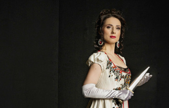 Γεβγκένια Μουραβιέβα: «Η Τόσκα μου είναι λαμπερή, καυτή σαν ηφαίστειο»