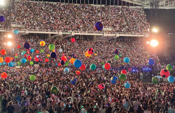 120.000 άνθρωποι παρακολούθησαν τις δύο sold out συναυλίες των Coldplay στην Αθήνα. 