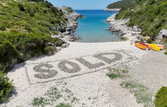 Έργο του The Krank στην Μπιενάλε Παξών