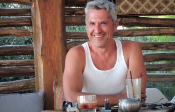 Ο Μάριος Βαζαίος, ο διοργανωτής του Φεστιβάλ Νάξου, γράφει για τη δική του Νάξο