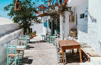 Την Αμοργό θα την ερωτευτείς και θα επιστρέφεις εδώ κάθε χρόνο