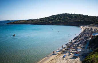 Η Άνδρος είναι σαν μια μικρογραφία της Ελλάδας