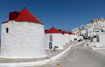 Αστυπάλαια: Διακοπές στην «πεταλούδα» του Αιγαίου