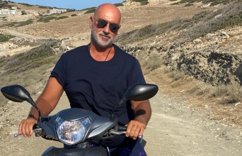 Η Κίμωλος του Grigoris (Deux Hommes)