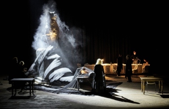 «Hecuba, not Hecuba» από τον Τιάγκο Ροντρίγκες