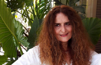 Σοφία Φιλιππίδου: Τα «Σαράντα ποιήματα» μιας ηθοποιού