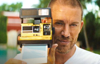 Κώδικας κινδύνου: Το σκηνοθετικό ντεμπούτο της Ζόι Κράβιτζ