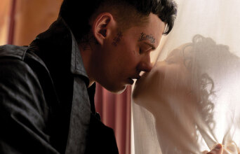 Το κοράκι: Η καταραμένη ταινία και το ριμέικ του Ρούπερτ Σάντερς