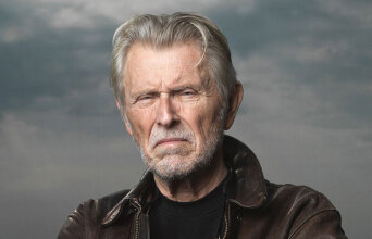 Νίκος Περάκης: Ο μετρ της πολιτικής σάτιρας