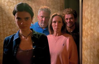 Buzzheart: Η επιστροφή του Ντένη Ηλιάδη στα πάτρια εδάφη