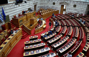 Κάτι έχει στραβώσει για τα καλά στο πολιτικό σκηνικό