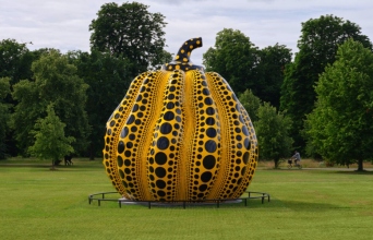 κολοκύθα Yayoi Kusama 
