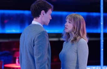 Το θηρίο: Αισθηματικό sci-fi από τον Μπερτράν Μπονελό