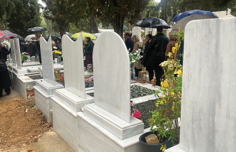 Σε βλέπω ζωντανό (αν και πέθανες)