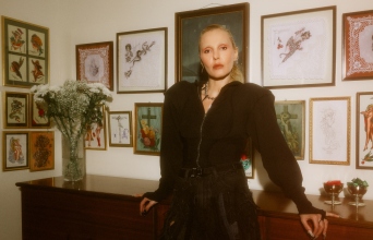 Η Τάμτα μιλάει για το νέο της EP «The Villain»