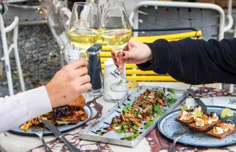 13 all day στέκια με απολαυστικό φαγητό