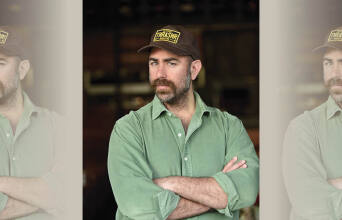 Άρης Βεζενές