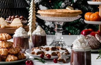 Christmas stories: Πώς γεννήθηκαν τα πιο διάσημα χριστουγεννιάτικα γλυκά;