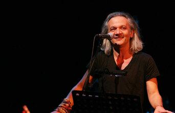 Podcast Τα Παραπαραγωγικά του Άγγελου Σφακιανάκη | Χρήστος Θηβαίος: Η γνωριμία, τα βαφτίσια, οι Συνήθεις Ύποπτοι