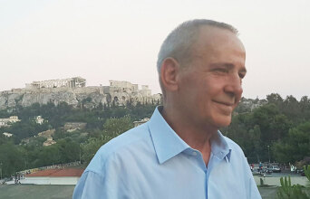 Podcast Πανικοβάλ | Γιώργος Ευσταθίου: Οι ερωτικές ιστορίες ενός νοσταλγού