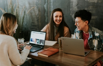Έρευνα της MARC, μια πρωτοβουλία της Παπαστράτος    