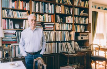 Δρ. Γεώργιος Πρεβελάκης