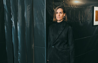 Άρτεμις Μπαλτογιάννη: Αγαπώ στη δουλειά του Μπασκιά την αμεσότητα της γλώσσας του