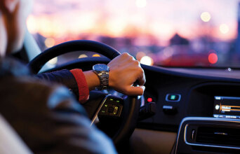 Πώς μαθαίνω να οδηγώ;