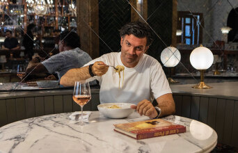 Γιώργος Παπακώστας: Στο Gloria Gati σερβίρουμε καλό ιταλικό φαγητό και όμορφες ιστορίες